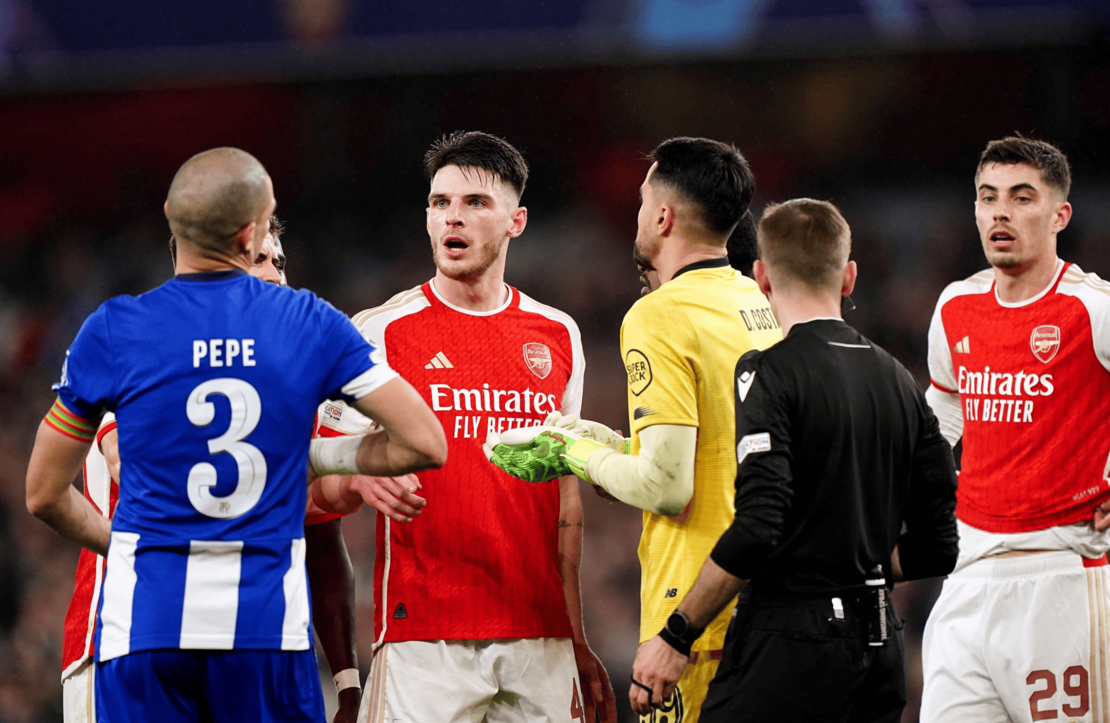 阿森纳49场不败被曼联终结是黑哨-AYX SPORTS