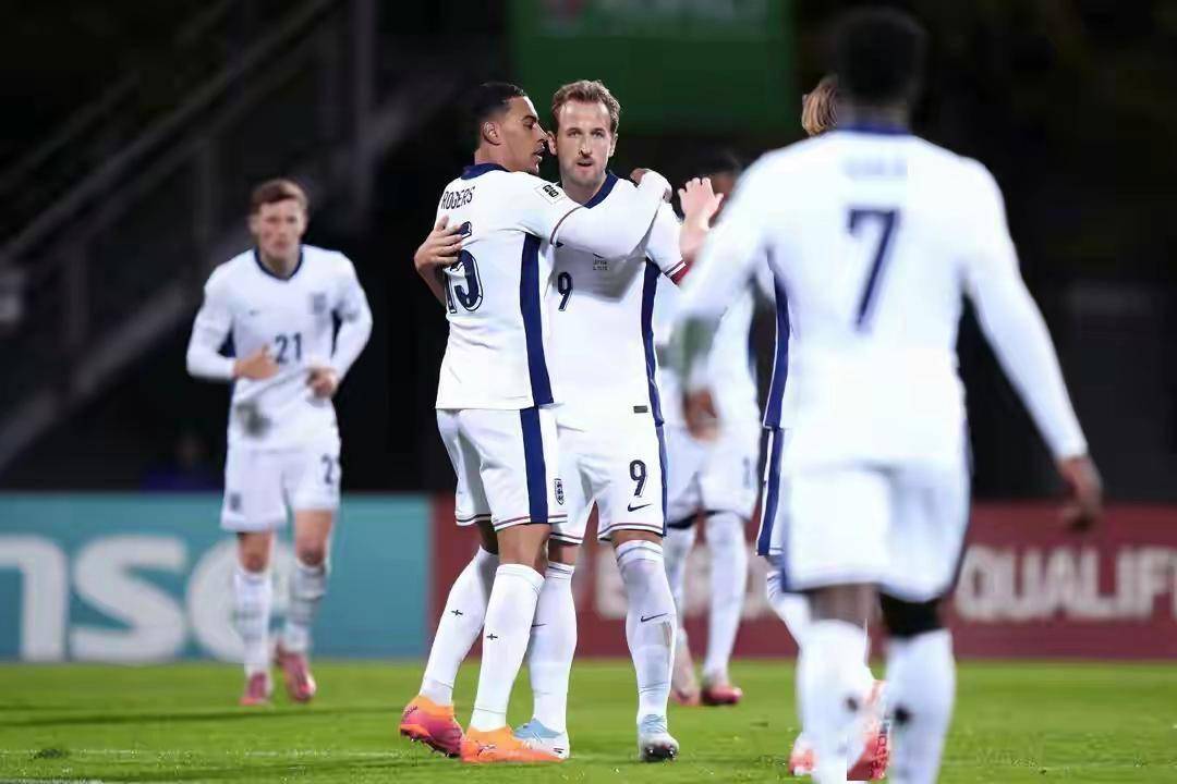 包含赛地聚焦——西甲转会期热度飙升，洛杉矶快船更衣室发声，更衣室稳定，控场能力受关注的词条-爱游戏平台