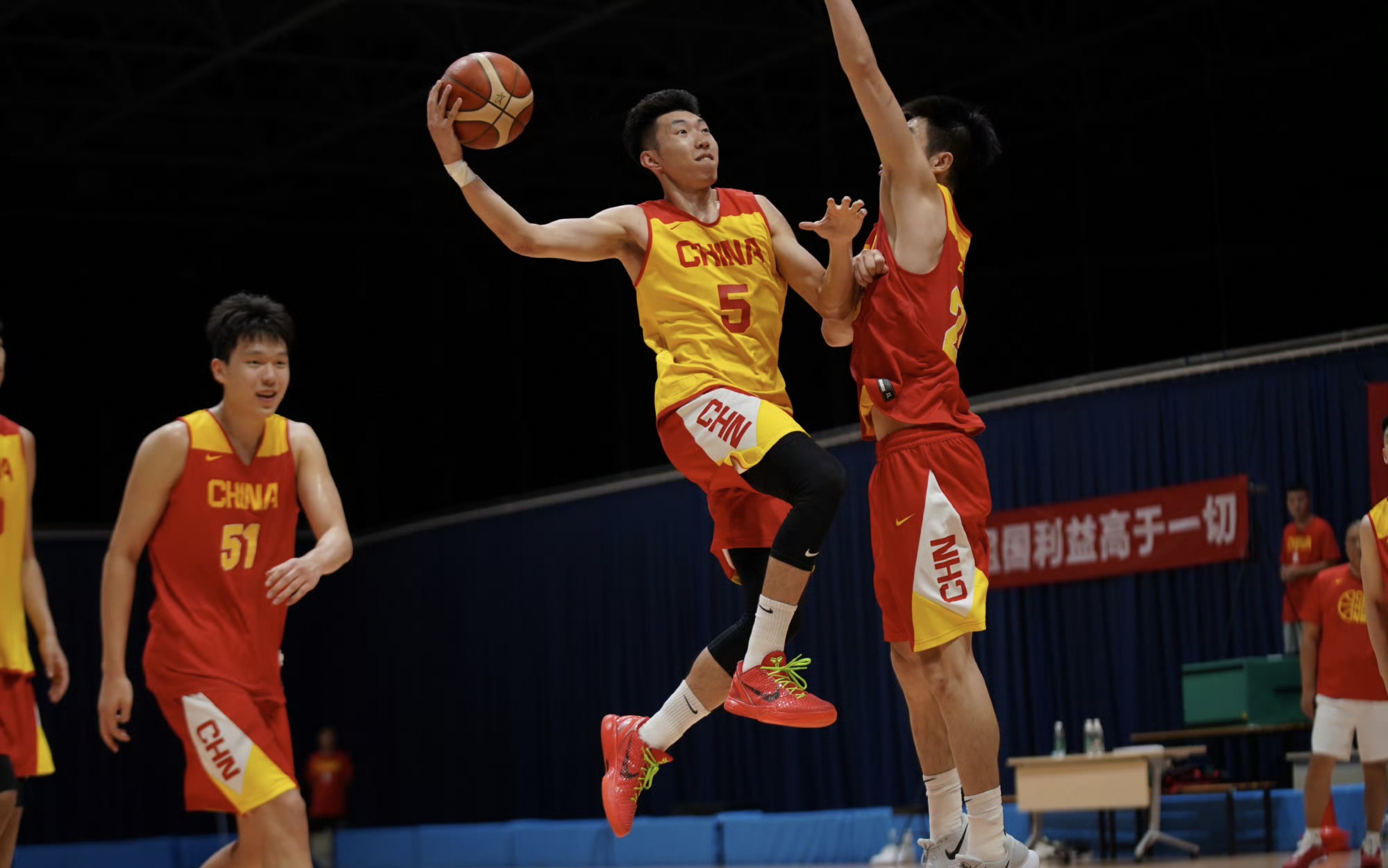 包含CBA常规赛倒计时,山东泰山加时末段完成体检,细节引发关注,悬念犹存,身体对抗强度拉满的词条-爱游戏