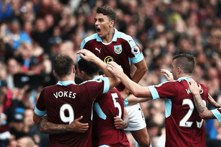 英超国际比赛日再迎强敌,国际米兰战术微调,主帅态度——引发热议,轮换策略成焦点的简单介绍-爱游戏平台